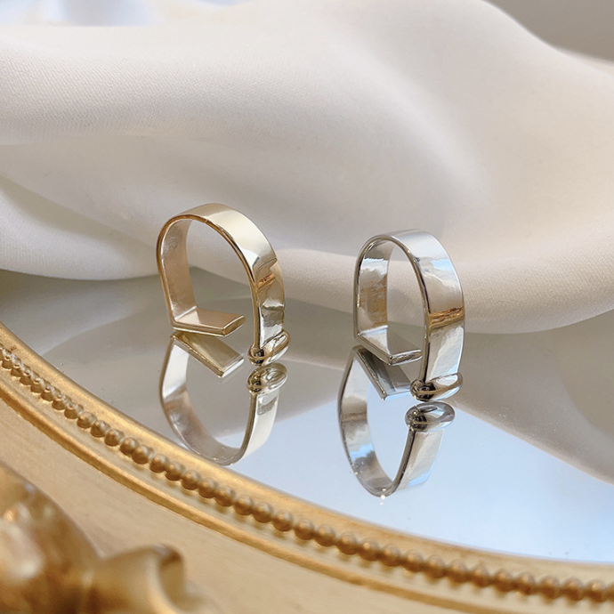 SIMPLE RING