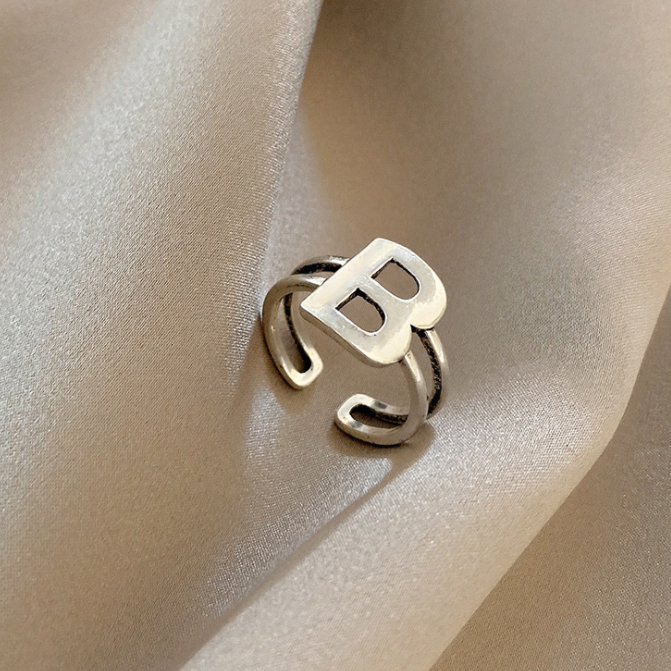 B LETTER RING