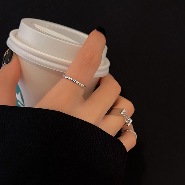 THREE-PIECE SUIT RING