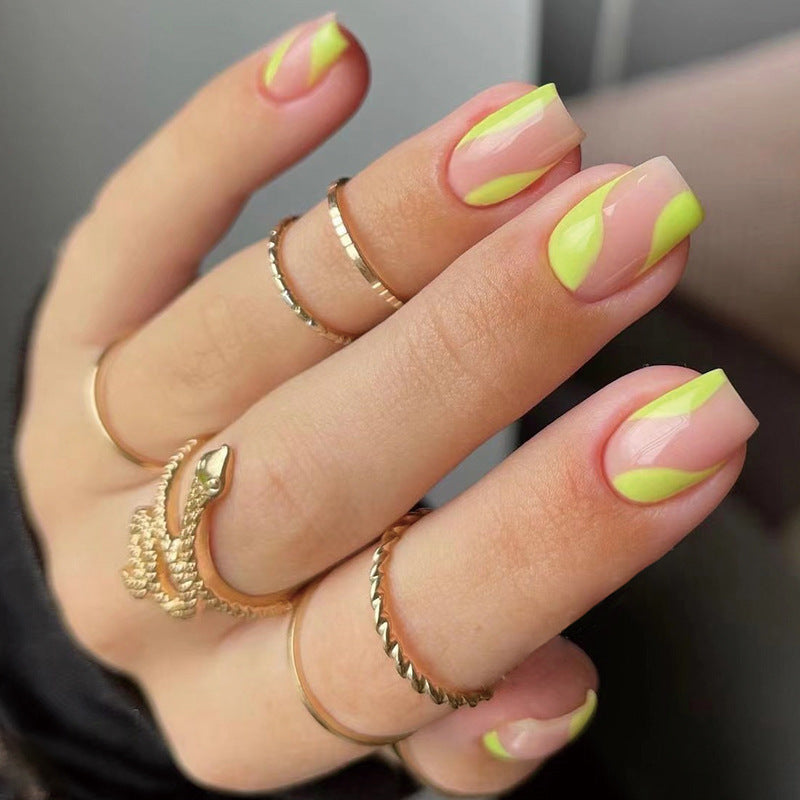 MACARON