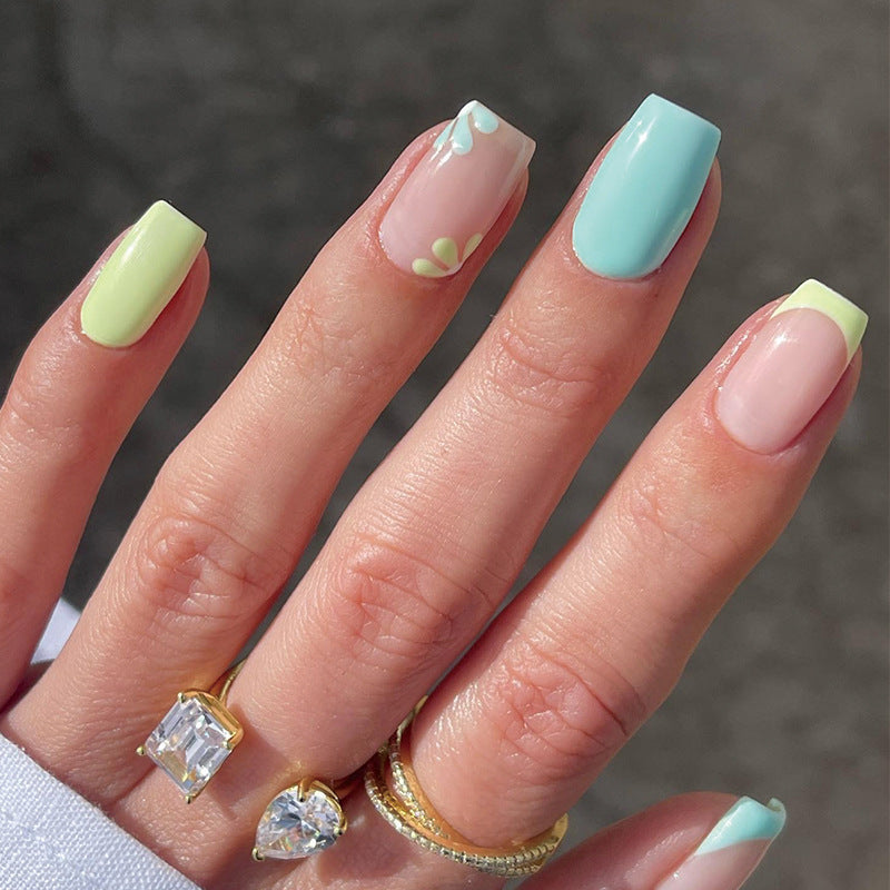 MACARON