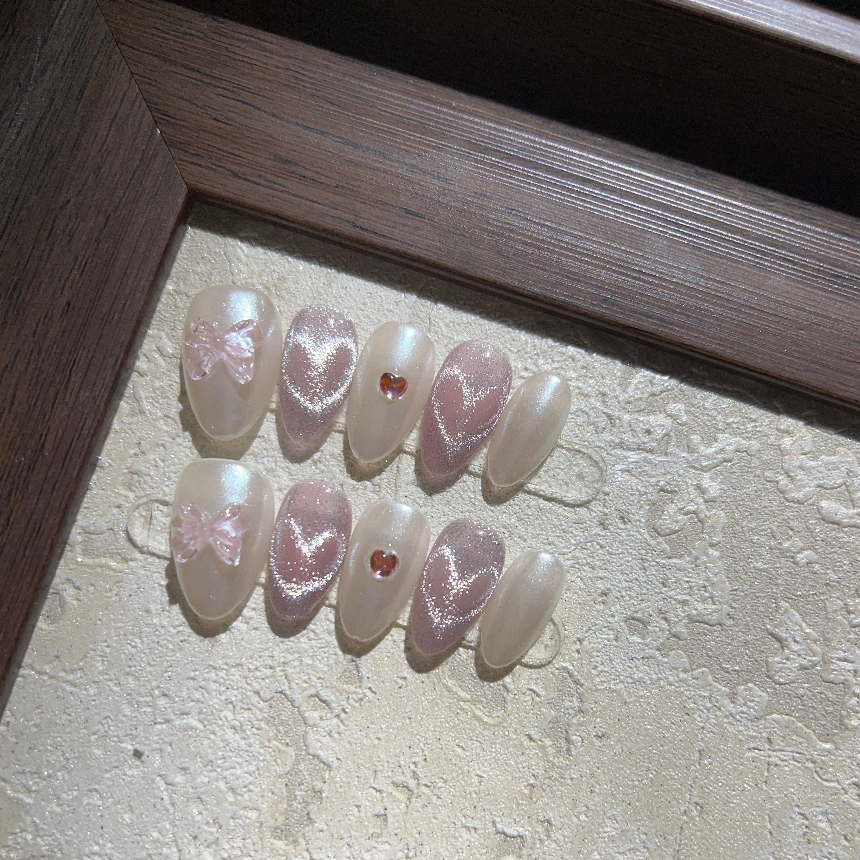 HEARTBEAT-TEN PIECES OF HANDCRAFTED PRESS ON NAIL