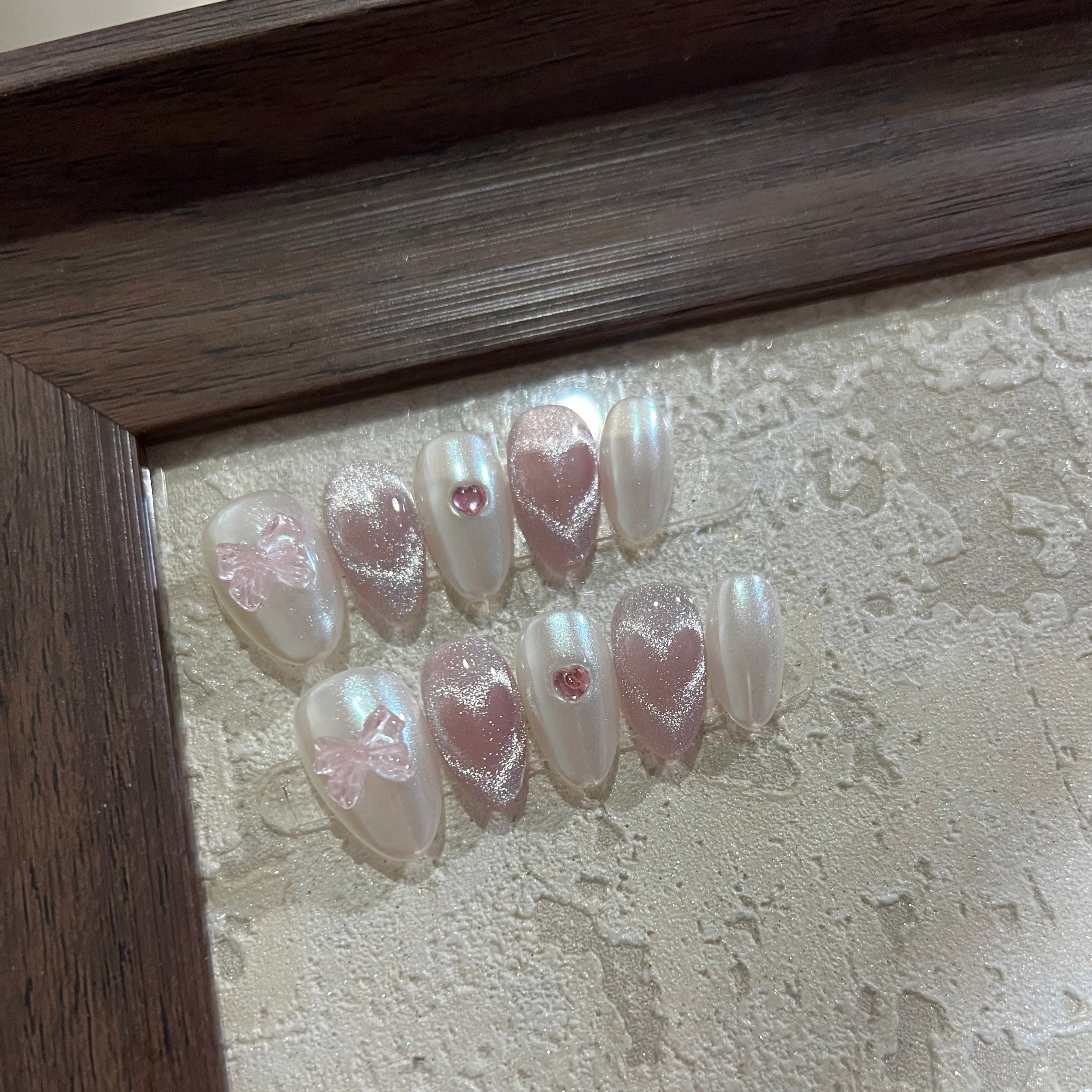 HEARTBEAT-TEN PIECES OF HANDCRAFTED PRESS ON NAIL