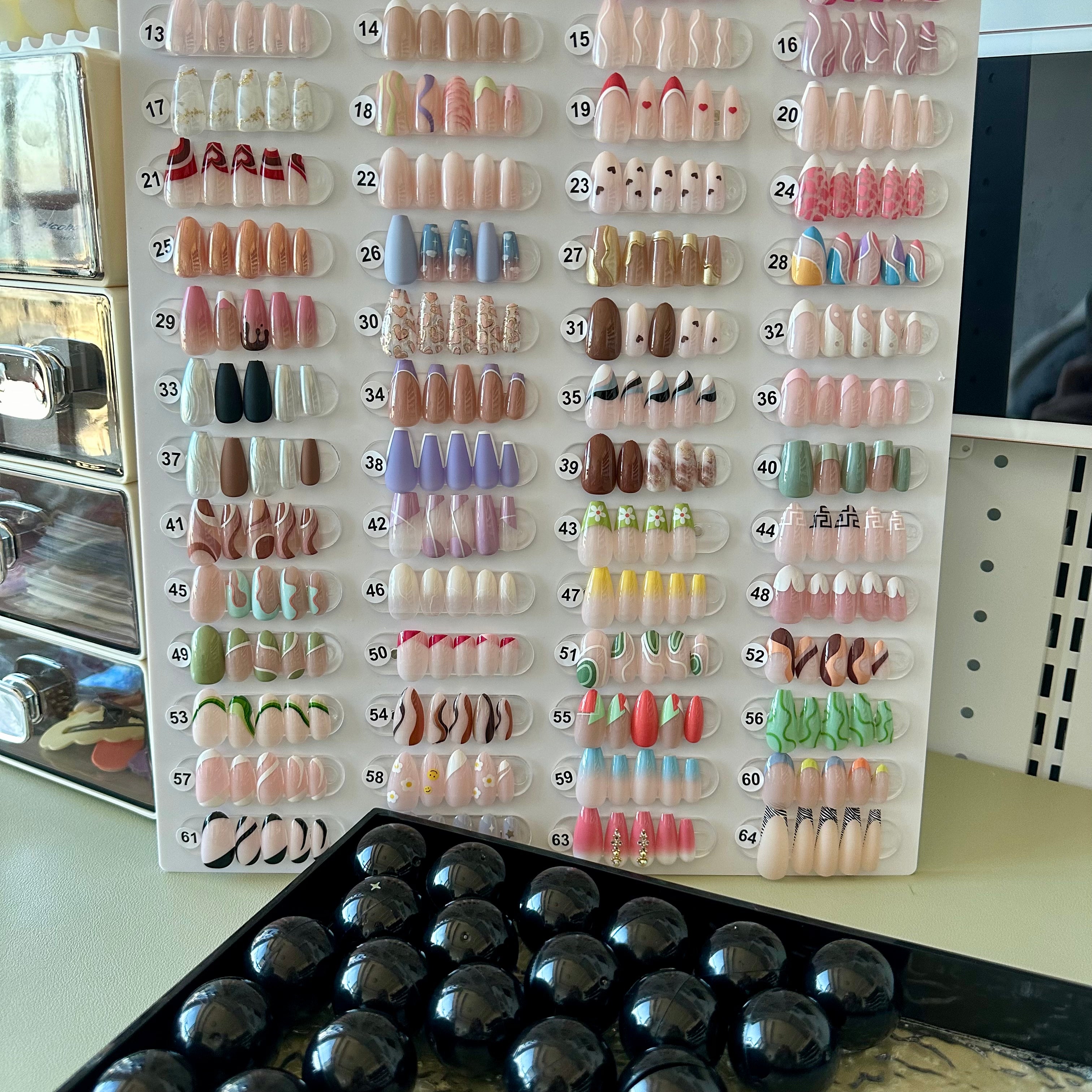 NAILS & JEWELRY MYSTERY BALLS